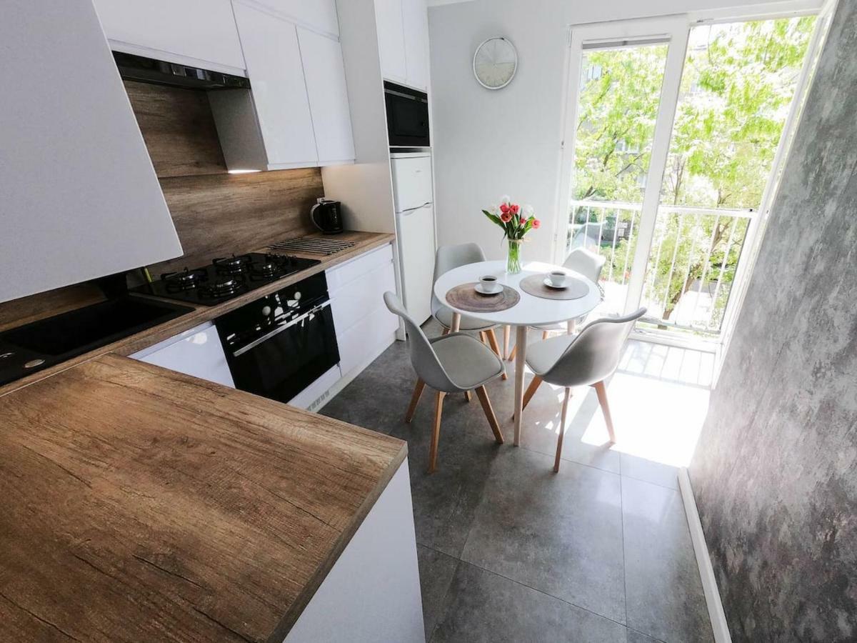New Apartment - 300 M Town Hall - 3 Rooms - 7 People Wroclaw Luaran gambar