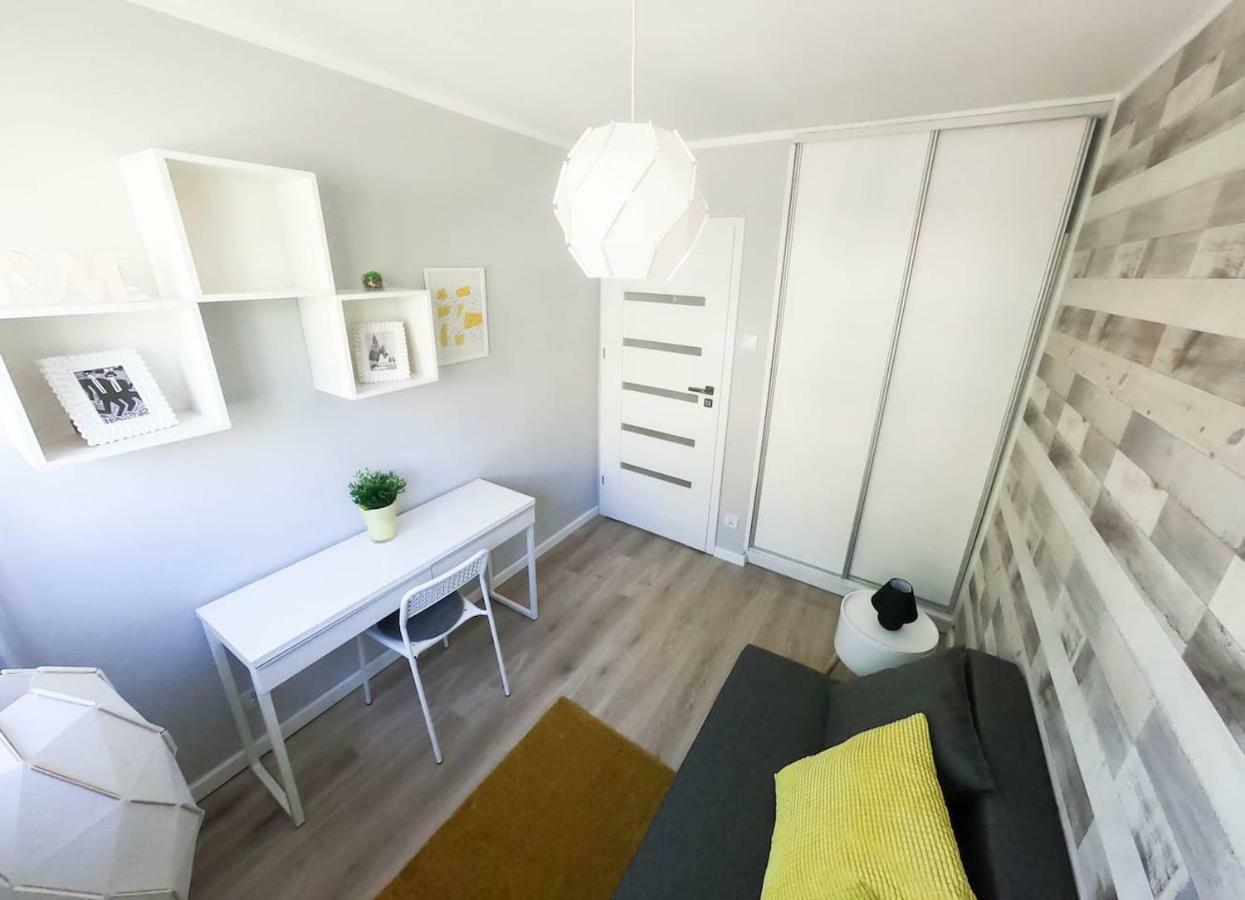 New Apartment - 300 M Town Hall - 3 Rooms - 7 People Wroclaw Luaran gambar
